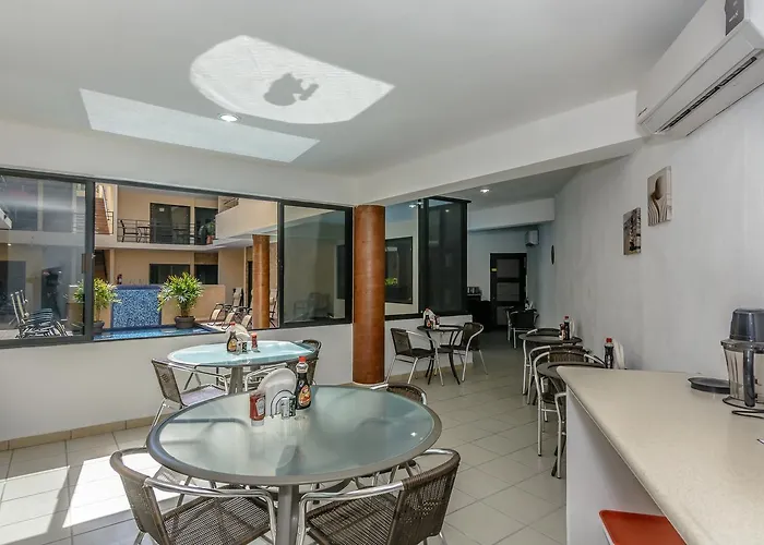 Hotel Safest In All Of Cabo 4*